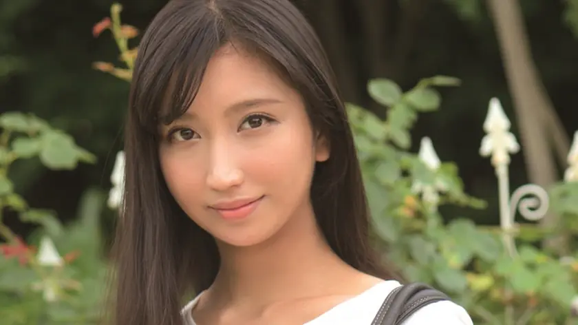 UTSU-184 สาวภรรยาตาสวยลับๆ เจอรักต้องห้าม